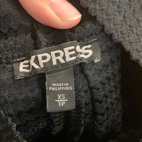 Black skirt - Picture 2 of 4